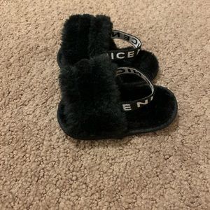 Baby Fuzzy slippers size 0-6M